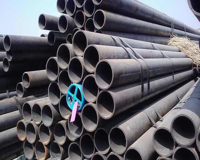 A691 1-1/4CR Alloy Steel EFW Pipe